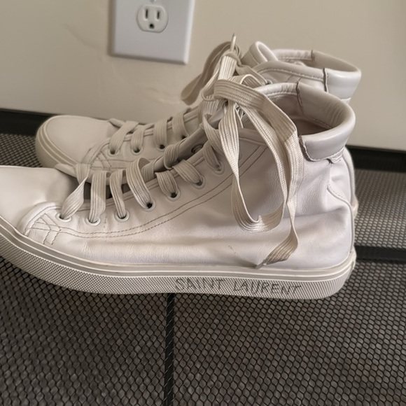 Yves Saint Laurent Malibu Hightop Sneakers - Picture 3 of 6